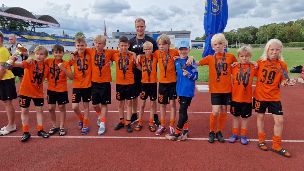 FC Tiigrid jalgpallitrenn, football training for kids in tallinn, grassroots football in tallinn